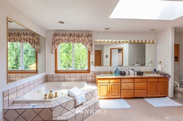 4429 Shellridge Road Northwest Olympia, WA 98502 - Photo 11 of 25 Gallery Image 11