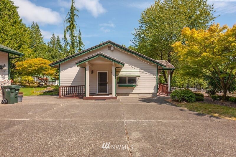 4429 Shellridge Road Northwest Olympia, WA 98502 - Photo 17 of 25 Gallery Image 17