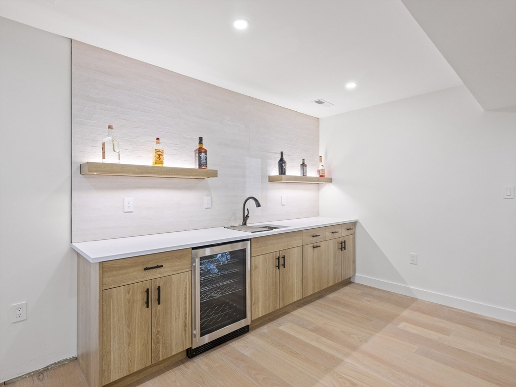 10 Ames Street Wakefield, MA 01880 - Photo 39 of 42