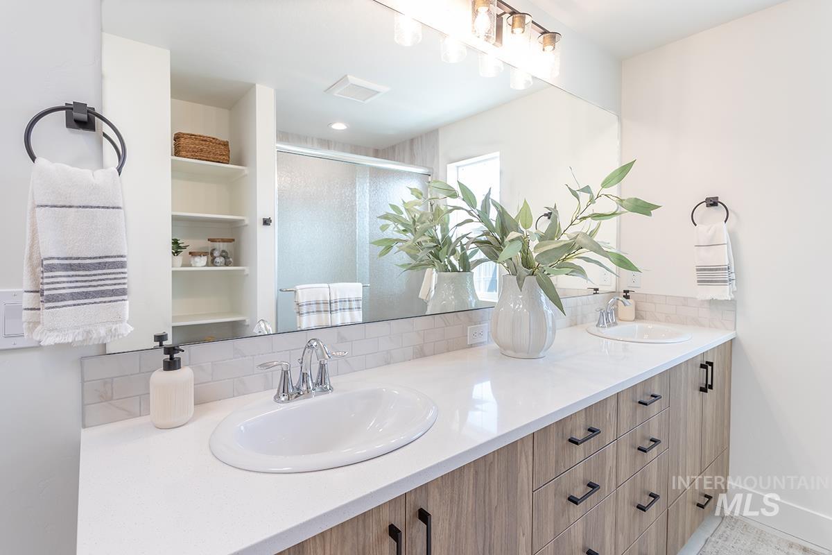 1445 North Webb Way Meridian, ID 83642 - Photo 11 of 20