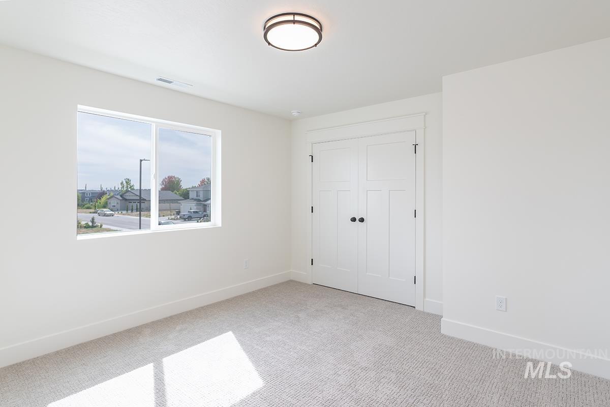 1445 North Webb Way Meridian, ID 83642 - Photo 15 of 20