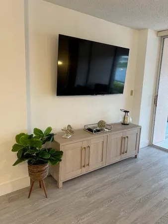 $2,600 | 353 Highway 1, Unit A107, Jupiter, FL 33477