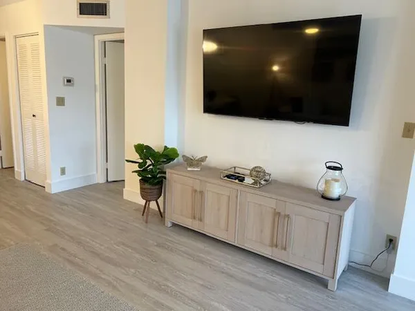 $2,600 | 353 Highway 1, Unit A107, Jupiter, FL 33477