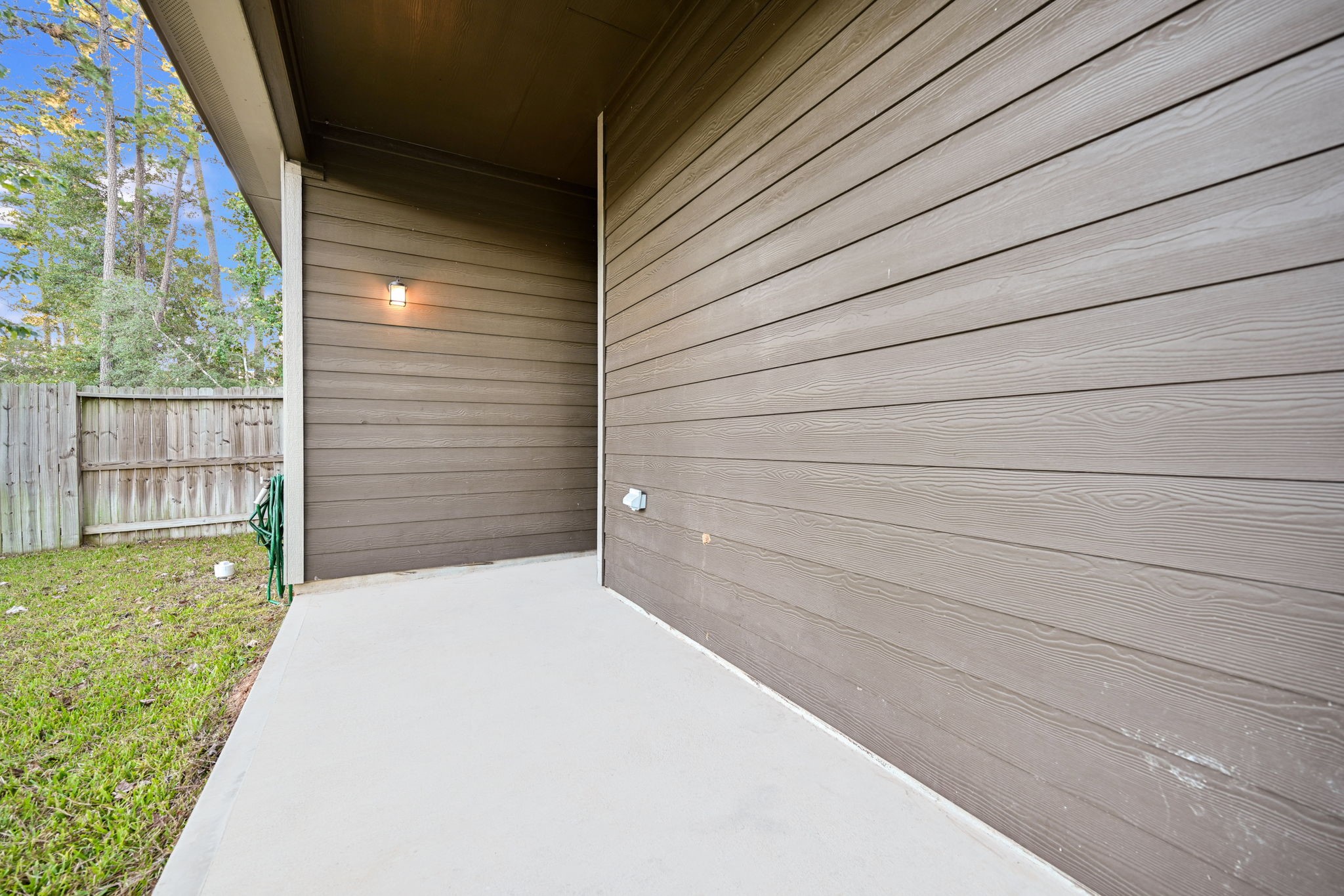 127 Wickersham, Unit A Conroe, TX 77304 - Photo 31 of 36