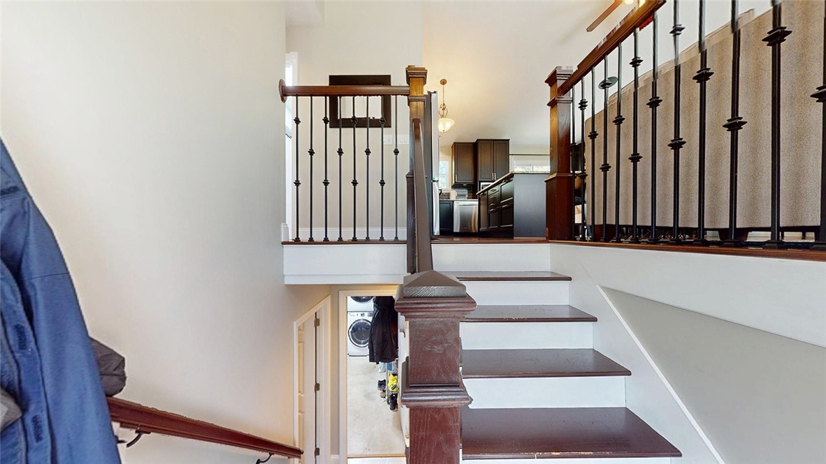 170 Whaley Hollow Road Coventry, RI 02816 - Photo 4 of 47