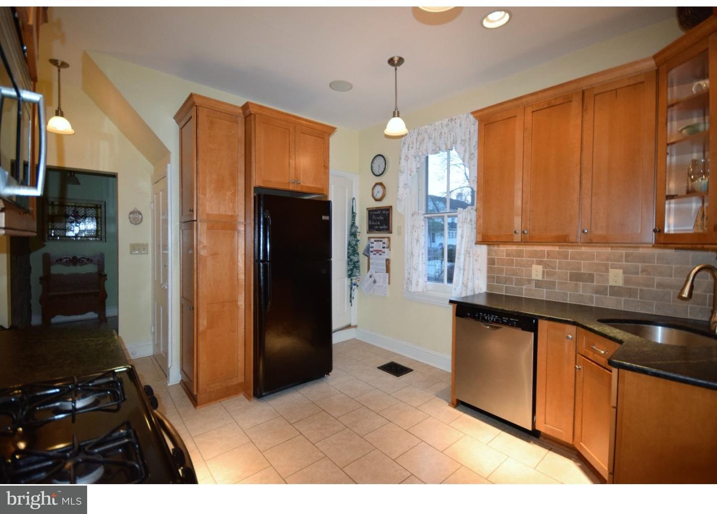 405 East Ridley Avenue Ridley Park, PA 19078 - Photo 2 of 8 Gallery Image 2