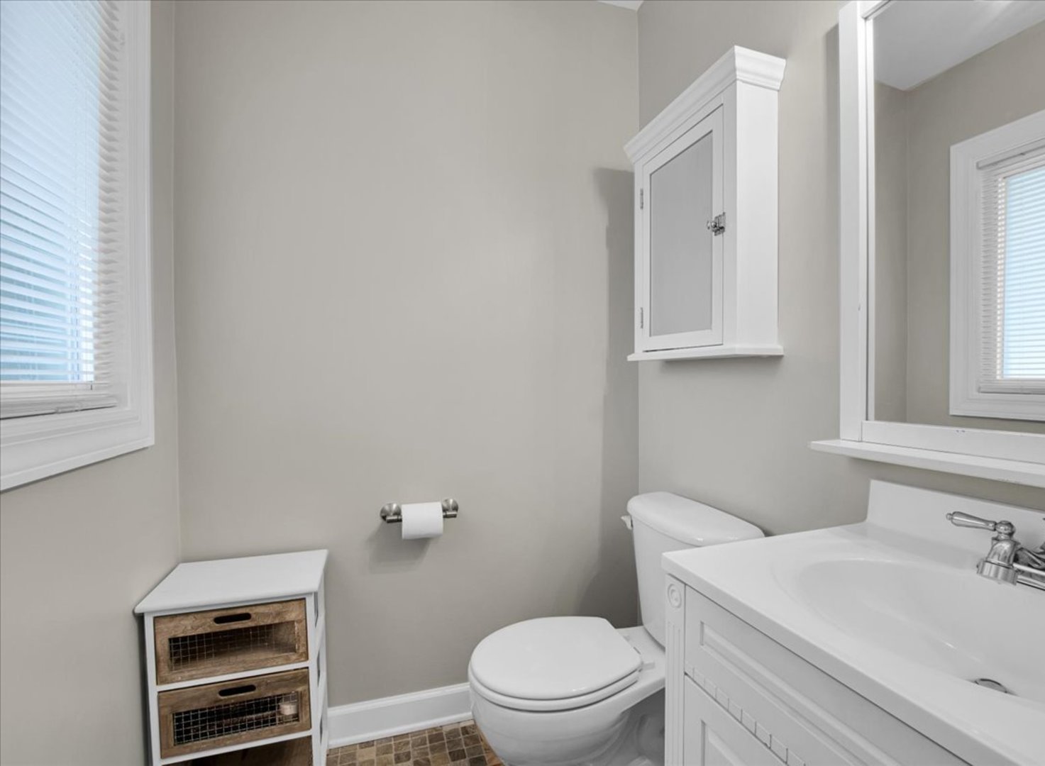 1755 Monticello Road Hoffman Estates, IL 60169 - Photo 16 of 34