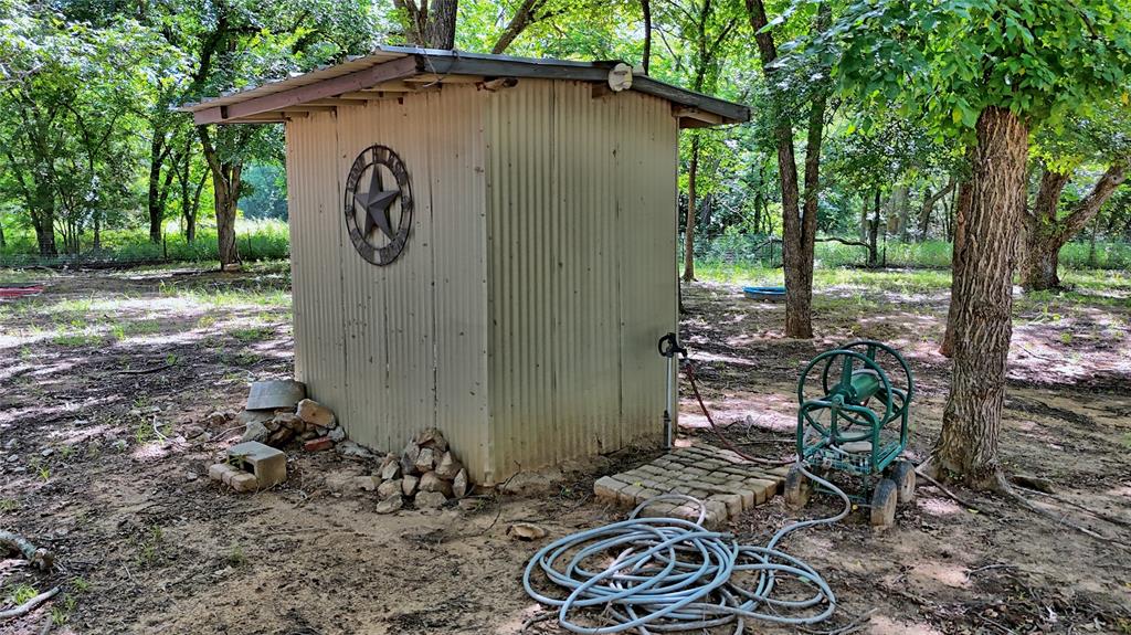 523 Billy Road Bowie, TX 76230 - Photo 23 of 35 Pumphouse