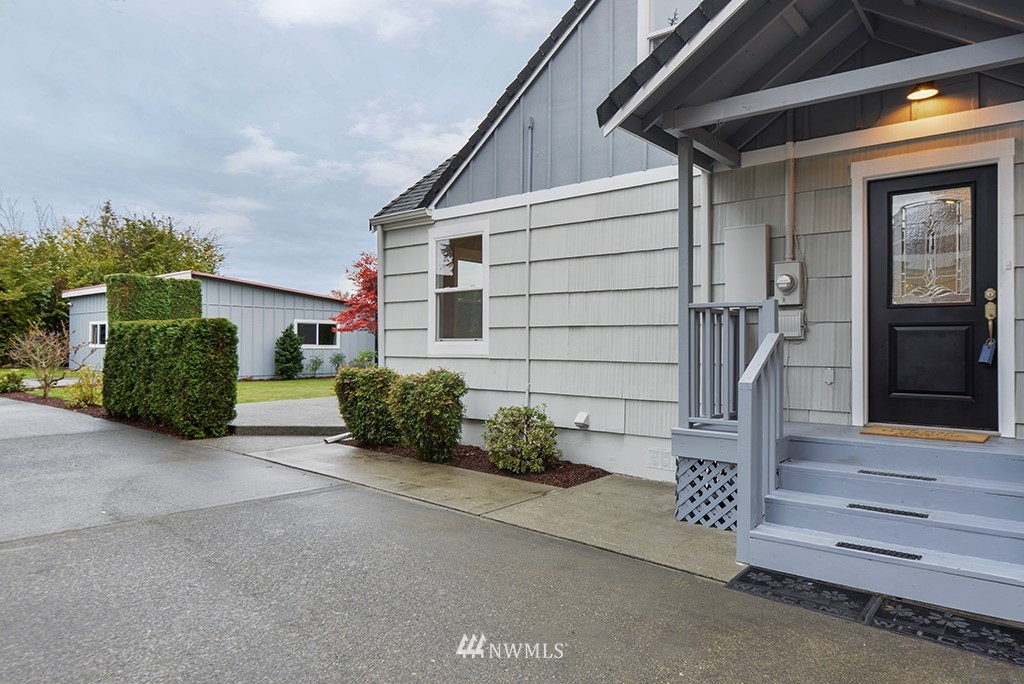 15320 Meade McCumber Road East Sumner, WA 98390 - Photo 3 of 20 Gallery Image 3