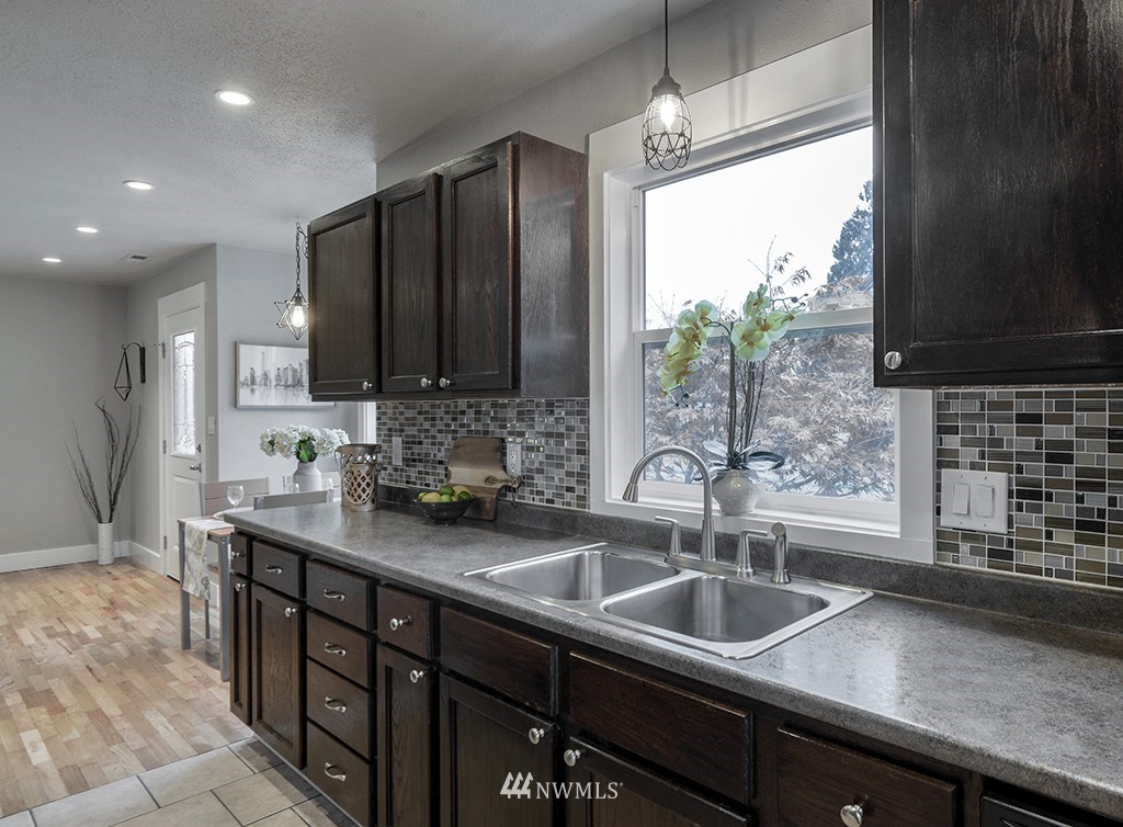 15320 Meade McCumber Road East Sumner, WA 98390 - Photo 7 of 20 Gallery Image 7