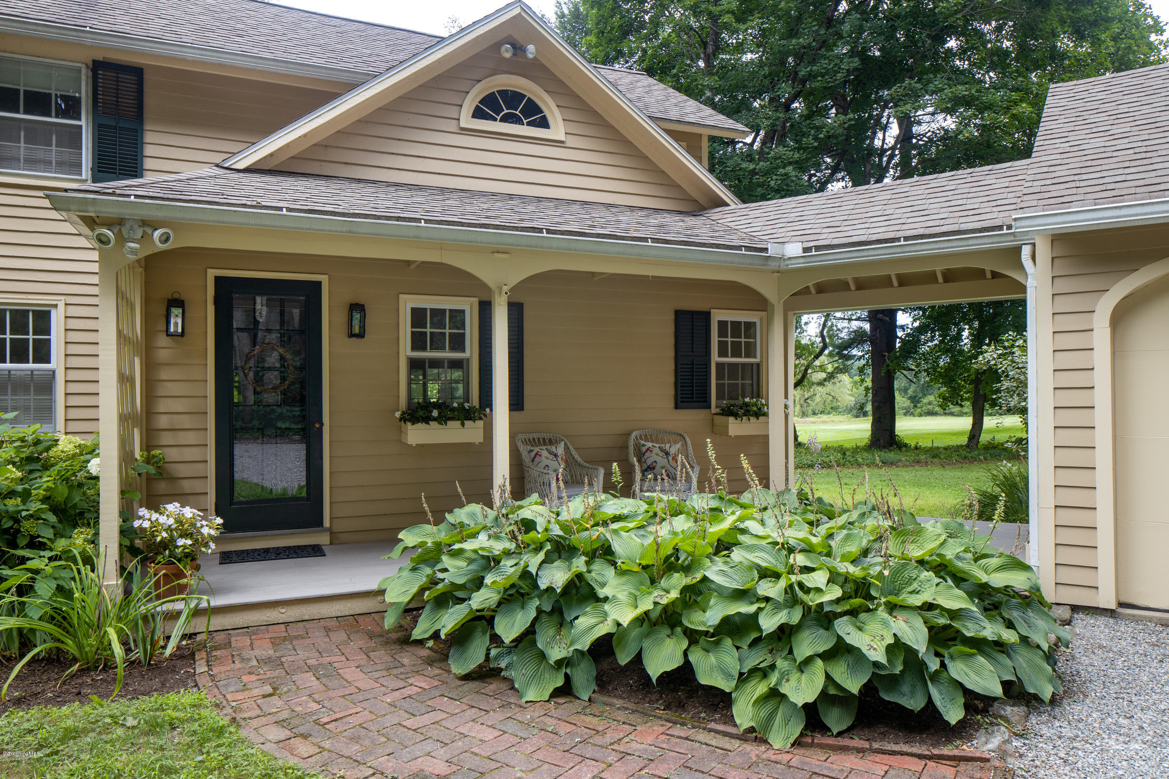 1 Main Street Stockbridge, MA 01262 - Photo 5 of 33 1-Main-St-106