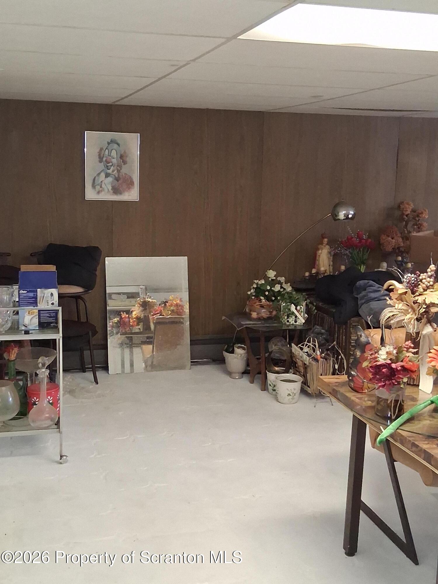 5 Monarch Road Wilkes Barre, PA 18706 - Photo 31 of 35 a room with furniture and toys