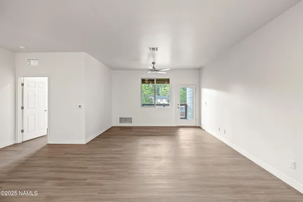 $921,405 | 310 East Birch Avenue, Unit 311, Flagstaff, AZ 86001