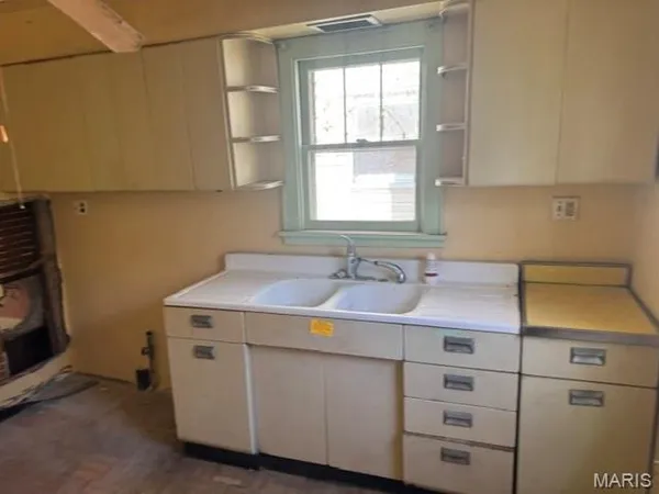 $35,000 | 5216 Hamilton Avenue, St. Louis, MO 63136