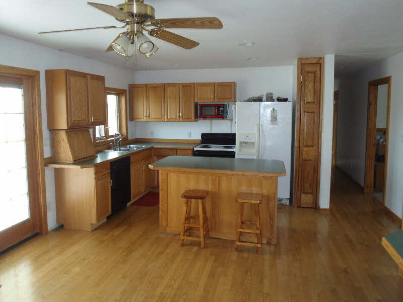 152 West Townline 14 Road Auburn, MI 48611 - Photo 3 of 19