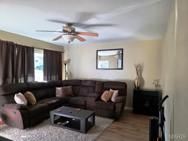 $119,900 | 13 Barto Drive, Calverton Park, MO 63135