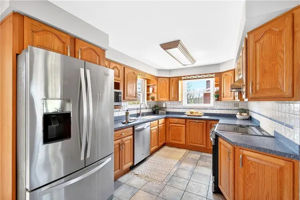 $415,000 | 171 Greenlea Drive, Coraopolis, PA 15108
