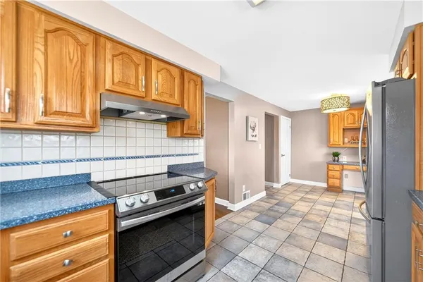 $415,000 | 171 Greenlea Drive, Coraopolis, PA 15108