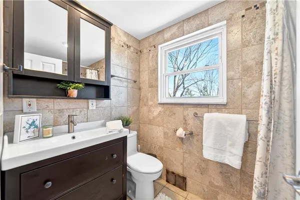 $415,000 | 171 Greenlea Drive, Coraopolis, PA 15108