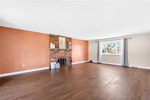 $415,000 | 171 Greenlea Drive, Coraopolis, PA 15108