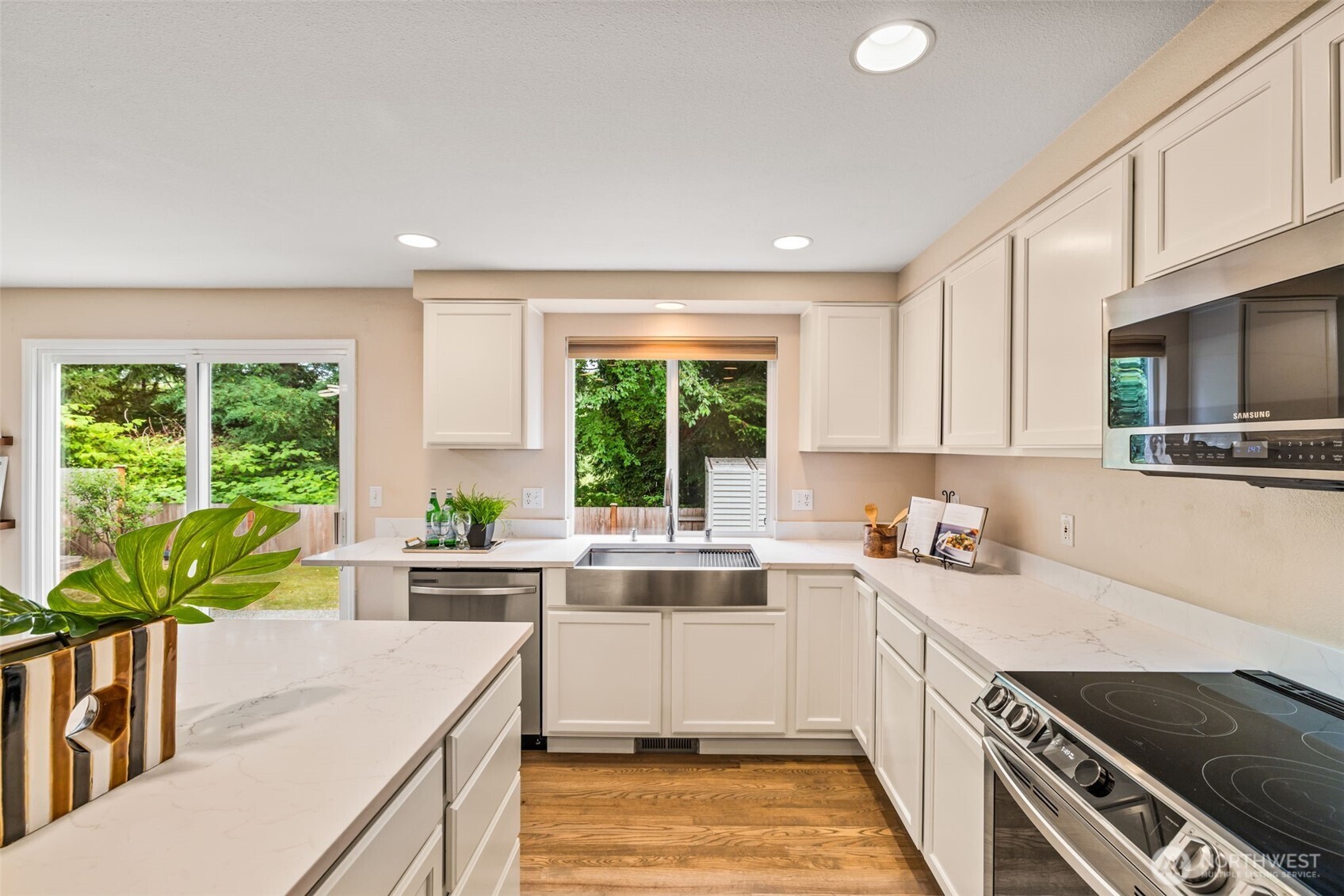12856 Southeast 175th Court Renton, WA 98058 - Photo 11 of 35 Gallery Image 11