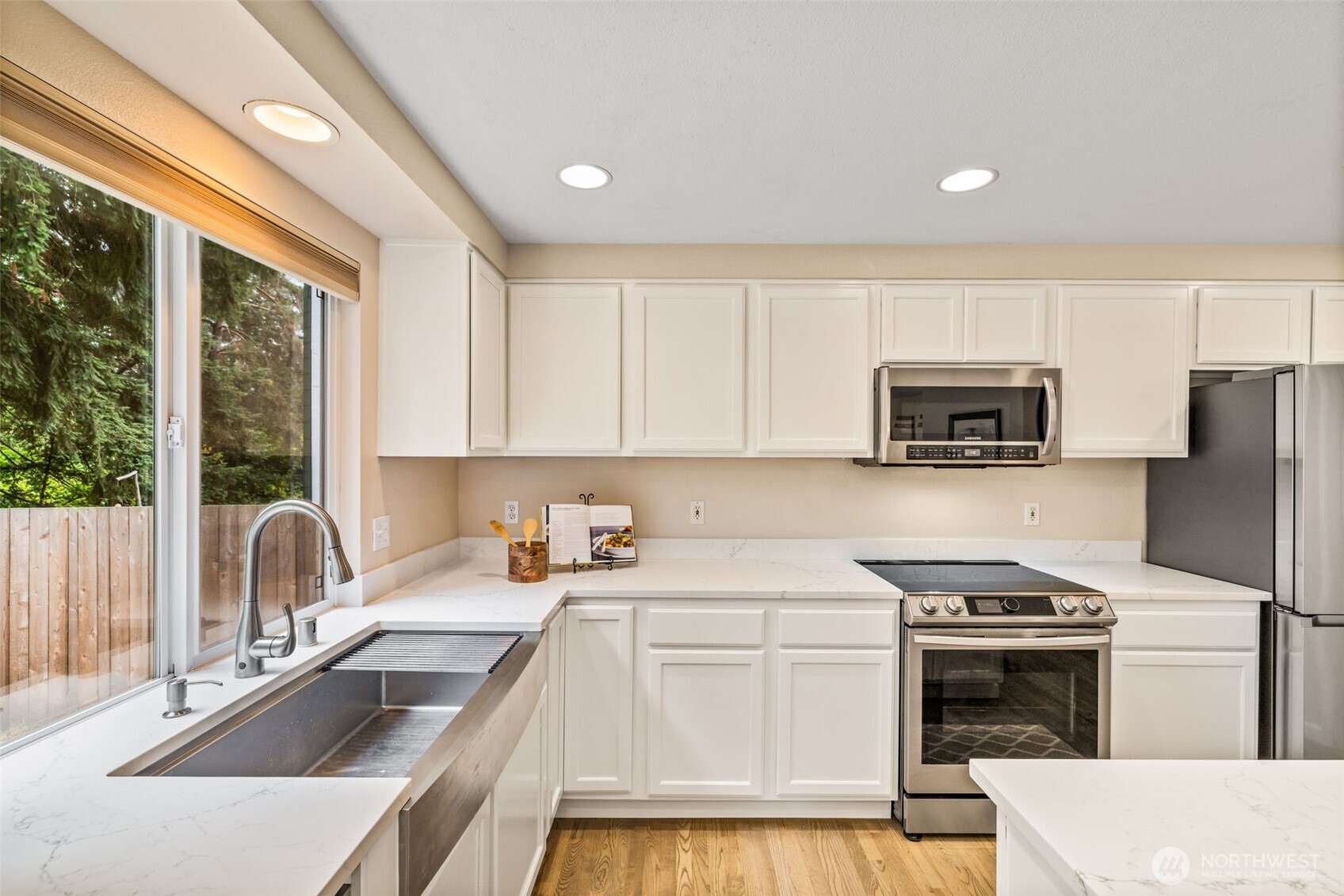 12856 Southeast 175th Court Renton, WA 98058 - Photo 12 of 35 Gallery Image 12