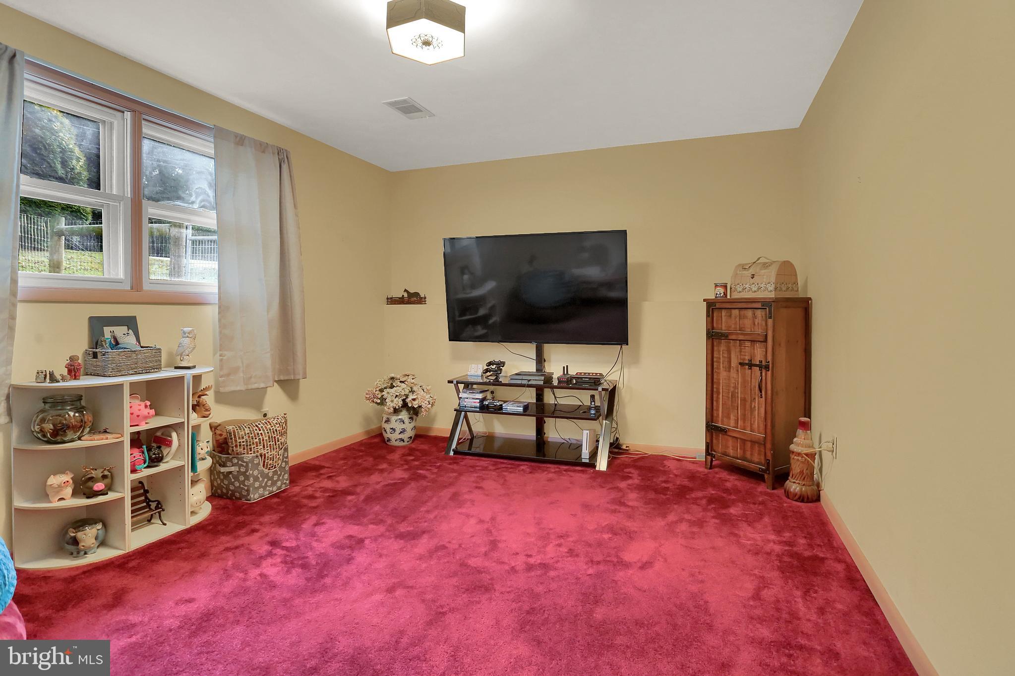 5323 Lehman Road Spring Grove, PA 17362 - Photo 22 of 29 Gallery Image 22