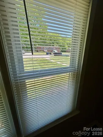 $1,000 | 3462 Smokehouse Court, Unit 9, Lenoir, NC 28645