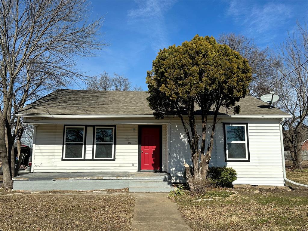 717 East Lamberth Road Sherman, TX 75090 - Photo 1 of 9