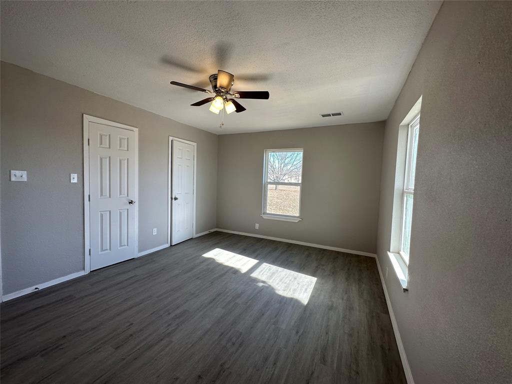 717 East Lamberth Road Sherman, TX 75090 - Photo 5 of 9