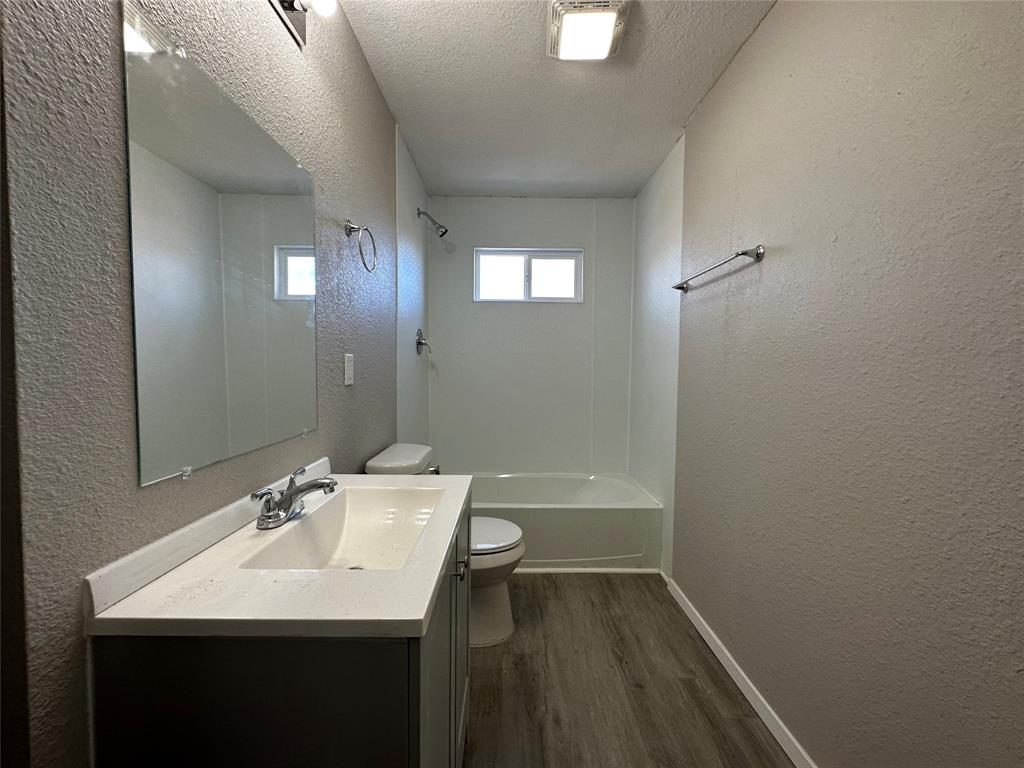 717 East Lamberth Road Sherman, TX 75090 - Photo 6 of 9