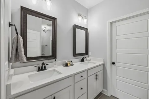 $679,900 | 9084 Headwaters Drive, Franklin, TN 37064