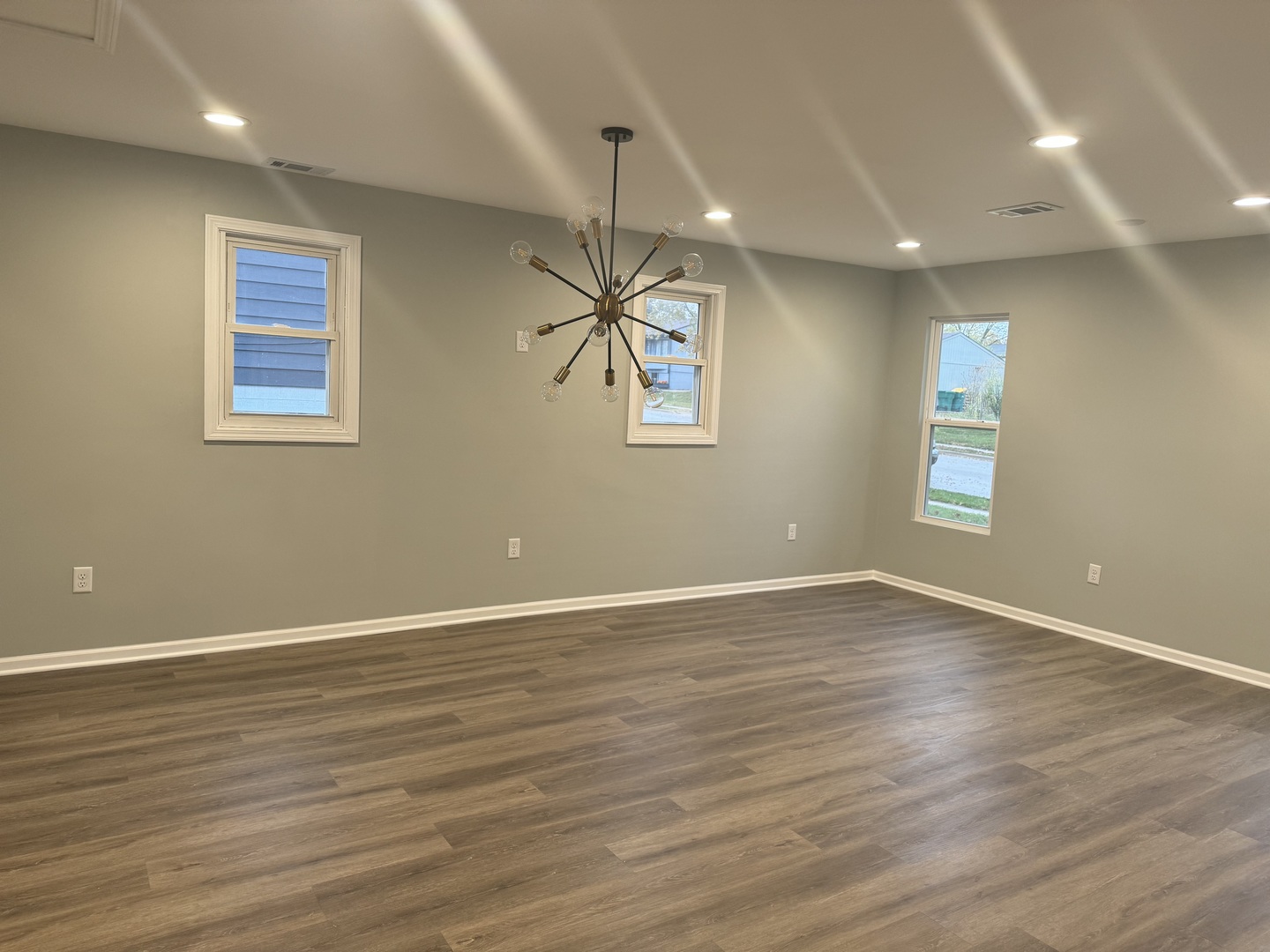 415 Tallman Avenue Romeoville, IL 60446 - Photo 6 of 10 Gallery Image 6
