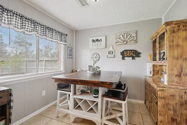 $215,000 | 100 Montrose Circle, Conroe, TX 77301