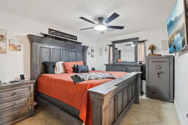 $215,000 | 100 Montrose Circle, Conroe, TX 77301