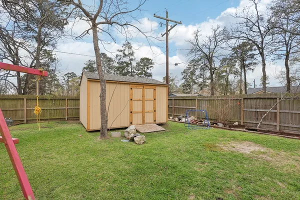 $215,000 | 100 Montrose Circle, Conroe, TX 77301
