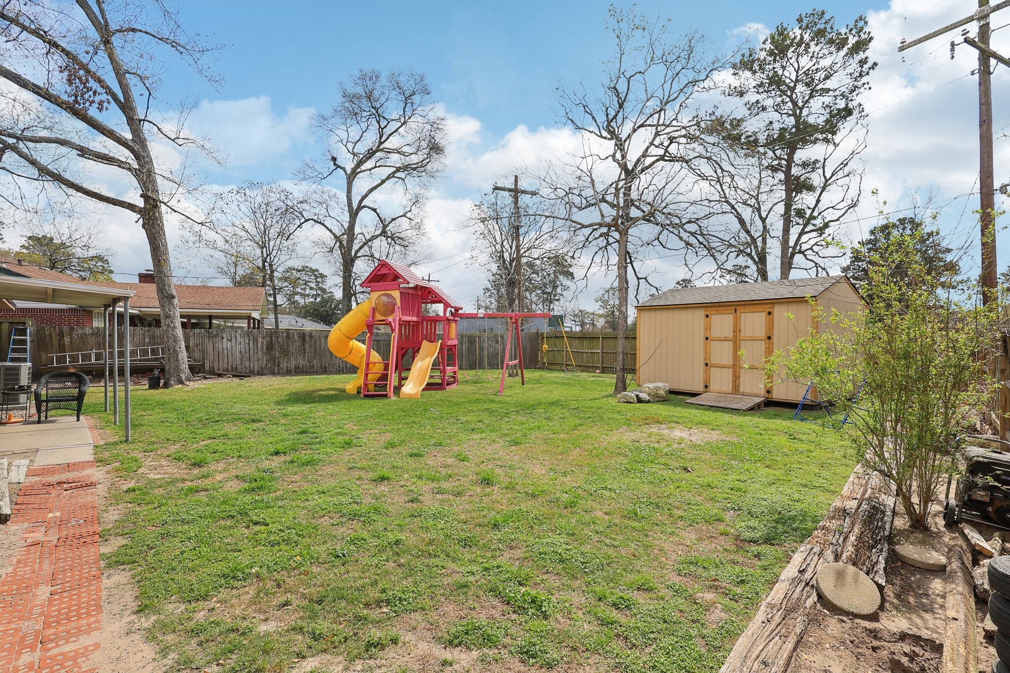 100 Montrose Circle Conroe, TX 77301 - Photo 26 of 27