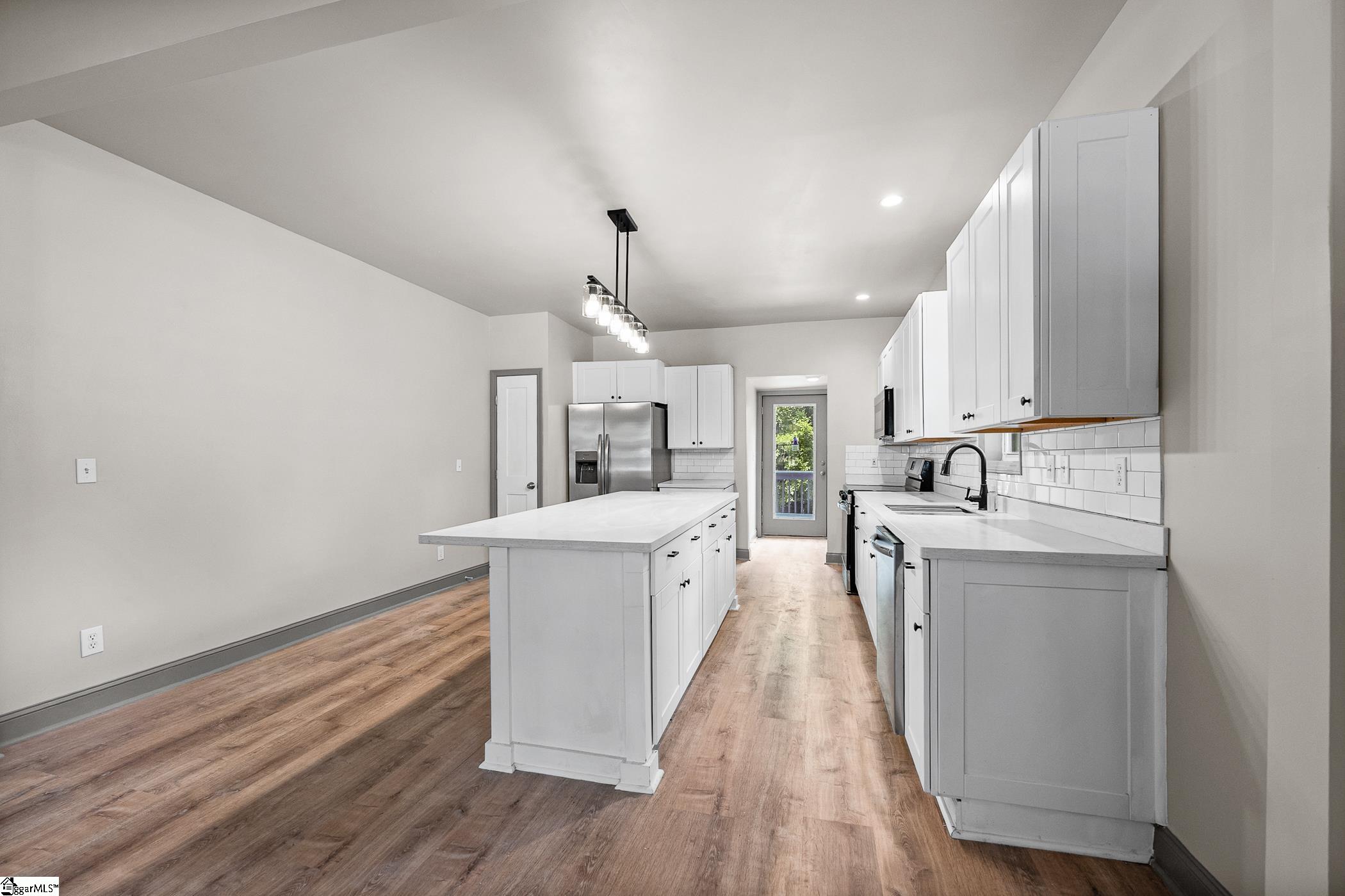 608 Easley Bridge Road Greenville, SC 29611 - Photo 9 of 29
