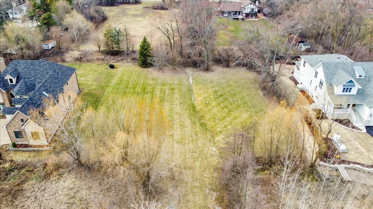 6540 Bentley Avenue Willowbrook, IL 60527 - Photo 13 of 18 a view of swimming pool