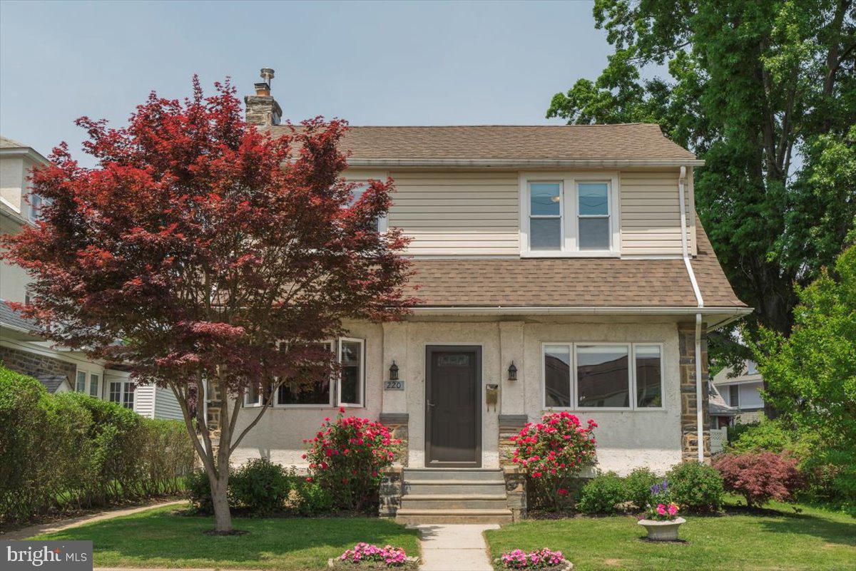 220 East Manoa Road Havertown, PA 19083 - Photo 1 of 25