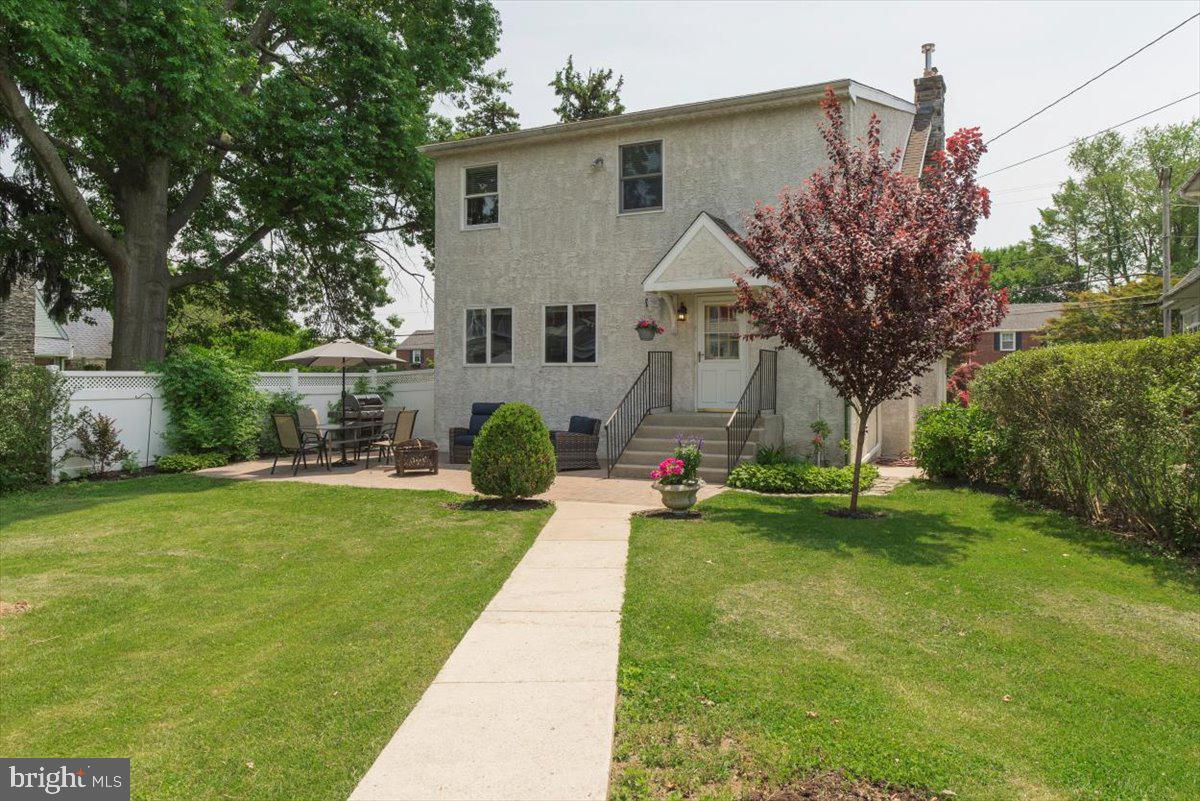 220 East Manoa Road Havertown, PA 19083 - Photo 2 of 25