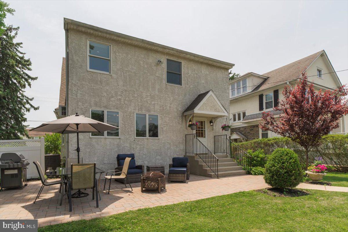 220 East Manoa Road Havertown, PA 19083 - Photo 3 of 25