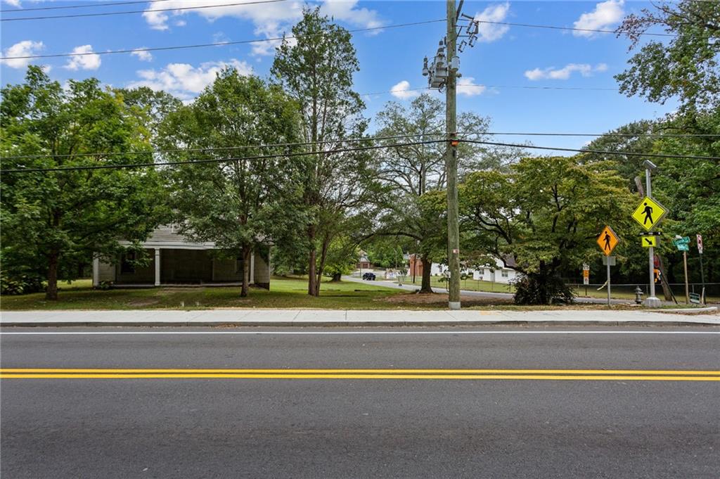 2102 Bolton Road Northwest Atlanta, GA 30318 - Photo 14 of 20