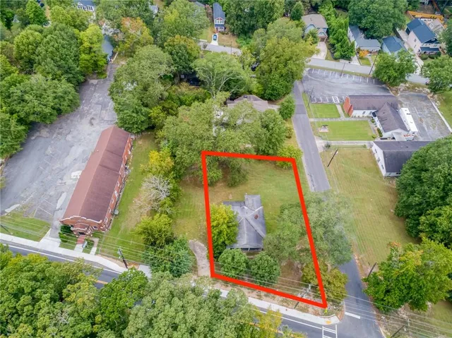 $500,000 | 2102 Bolton Road Northwest, Atlanta, GA 30318