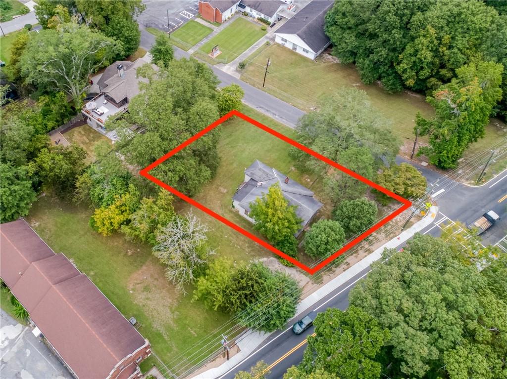 2102 Bolton Road Northwest Atlanta, GA 30318 - Photo 7 of 20