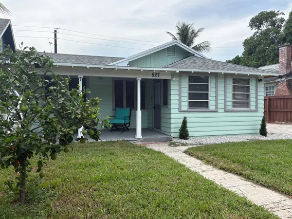$2,999 | 527 South L Street, Unit 1, Lake Worth Beach, FL 33460