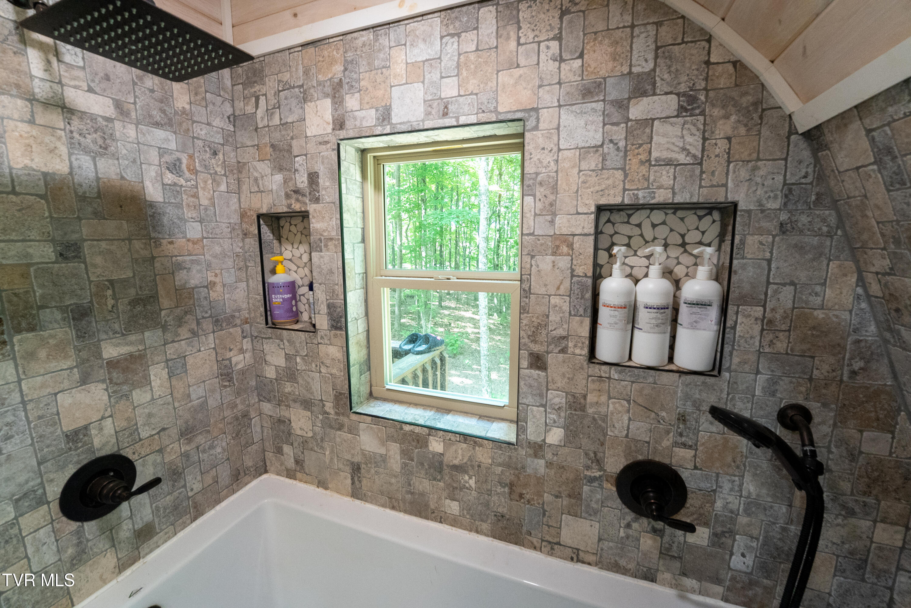 310-ac Ben Bloomer Road Sneedville, TN 37869 - Photo 20 of 98 Copy of _Pic21