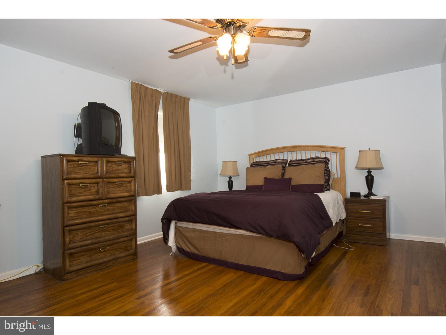12706 Medford Road Philadelphia, PA 19154 - Photo 12 of 25 Gallery Image 12