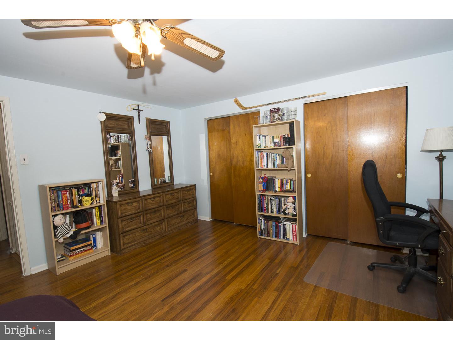 12706 Medford Road Philadelphia, PA 19154 - Photo 13 of 25 Gallery Image 13