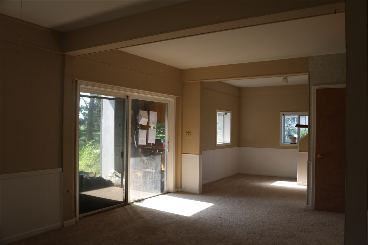 5939 South Summerton Road Shepherd, MI 48883 - Photo 8 of 23 1848532-7.JPG